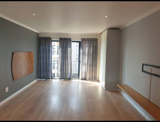 1 BEDROOM APARTMENT FOR SALE IN UMHLANGA RIDGE